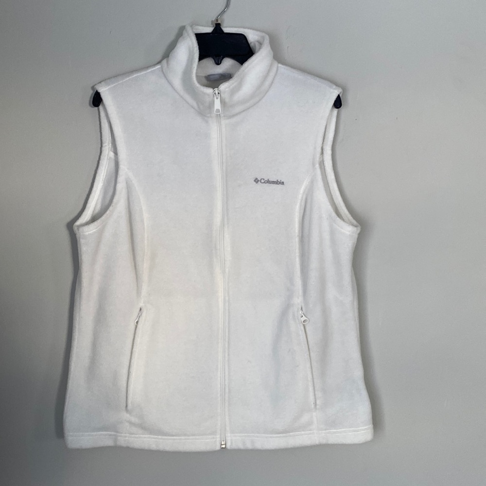 Columbia White Fleece Vest with Stand-Up Collar
